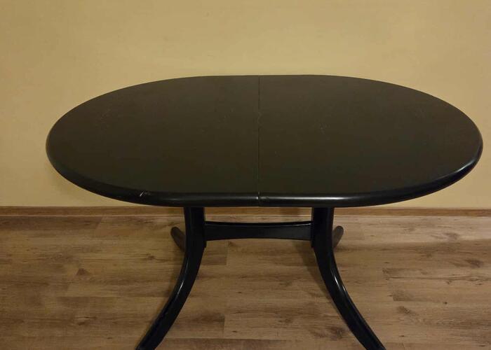 Grajewo ogłoszenia: Sprzedam meble używane do pokoju:
- stół owalny drewniany i 4...